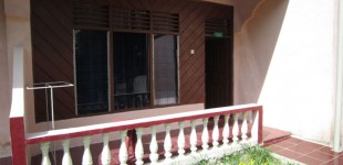 IMG_2279-Comfort-Rooms-Vanesha-Hotel