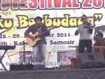 Tongam Sirait Awali Pembukaan Samosir Art Festival 2011