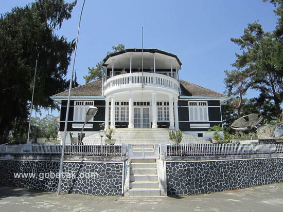 The Palace of President Sukarno in The Land of Batak