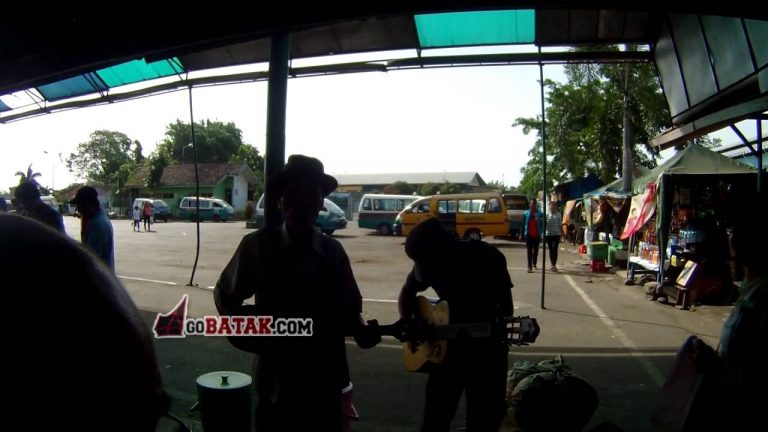 Suaranya mirip Judika Semua Komentar Bilang Pengamen Amplas Medan Ini Mantap