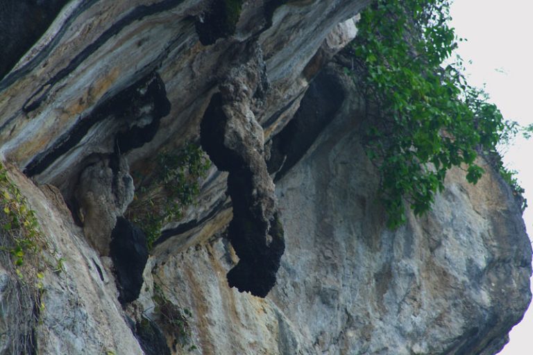 Beberapa Fakta Batu Gantung Danau Toba Yang Tetap Jadi Misteri